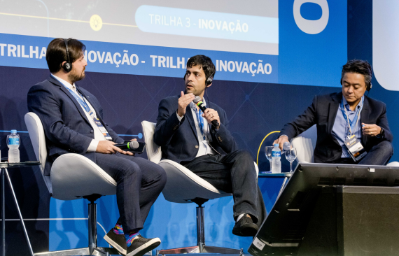  Aumento do consumo de energia elétrica gera debate sobre regulação e data centers no ENASE 2025